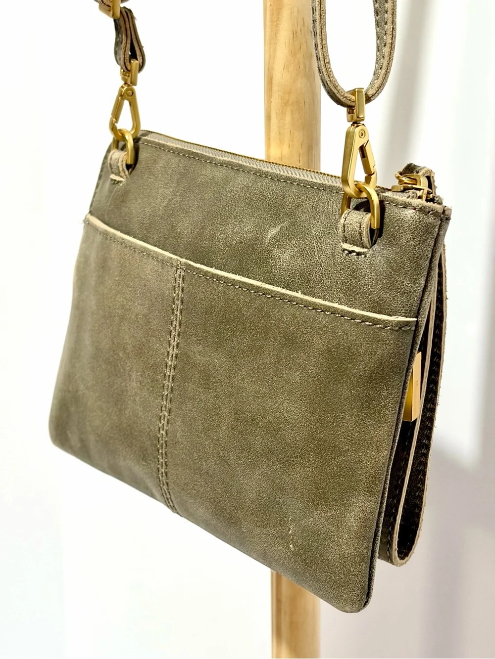 Hammitt Nash Small Crossbody Wristlet/Crossbody In Pewter/Brushed Gold/Red Zip